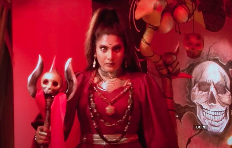 ​Checkout movie stills of the Tamil movie 'Salmon 3D'​